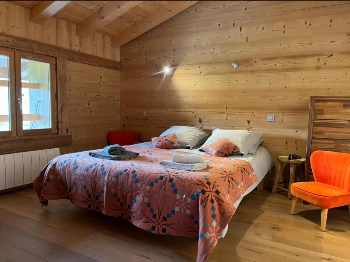 Le Chalet Du Cret - 8 Pers, Tout Confort Avec Jacuzzi Notre-Dame-de-Bellecombe Exterior photo